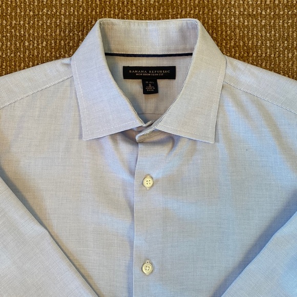 Banana Republic Other - Banana Republic / Non-Iron Dress Shirt / Blue / Small (14.5 neck)